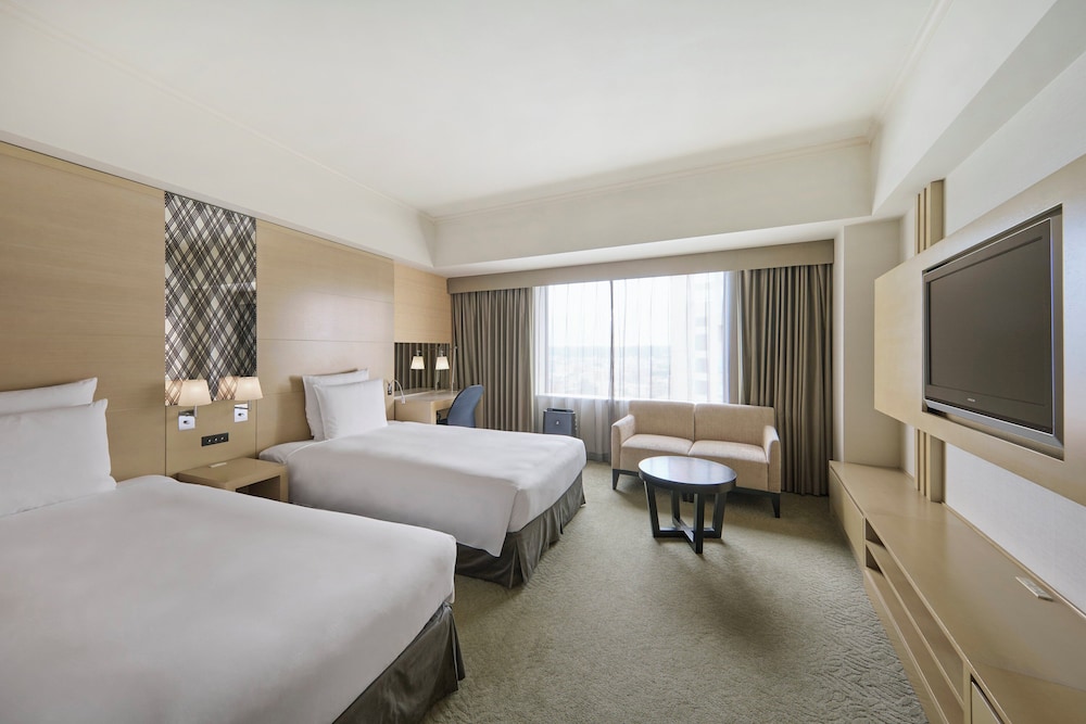 ANA クラウンプラザホテル金沢 IHG ホテル 小松