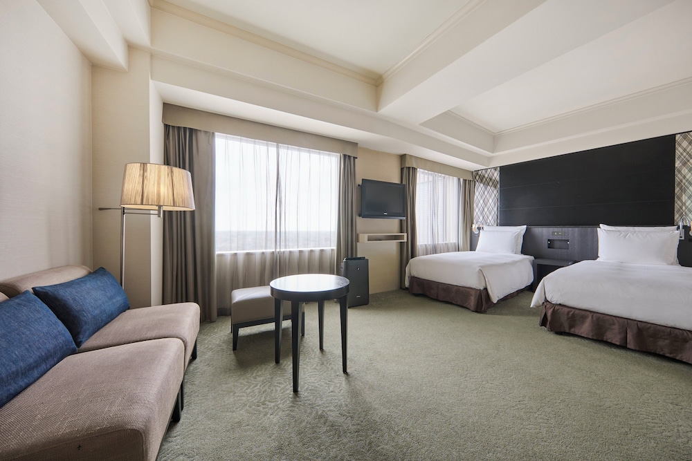 ANA クラウンプラザホテル金沢 IHG ホテル 小松