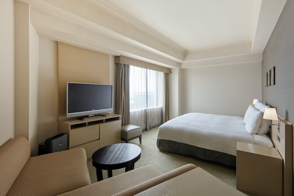 ANA クラウンプラザホテル金沢 IHG ホテル 小松