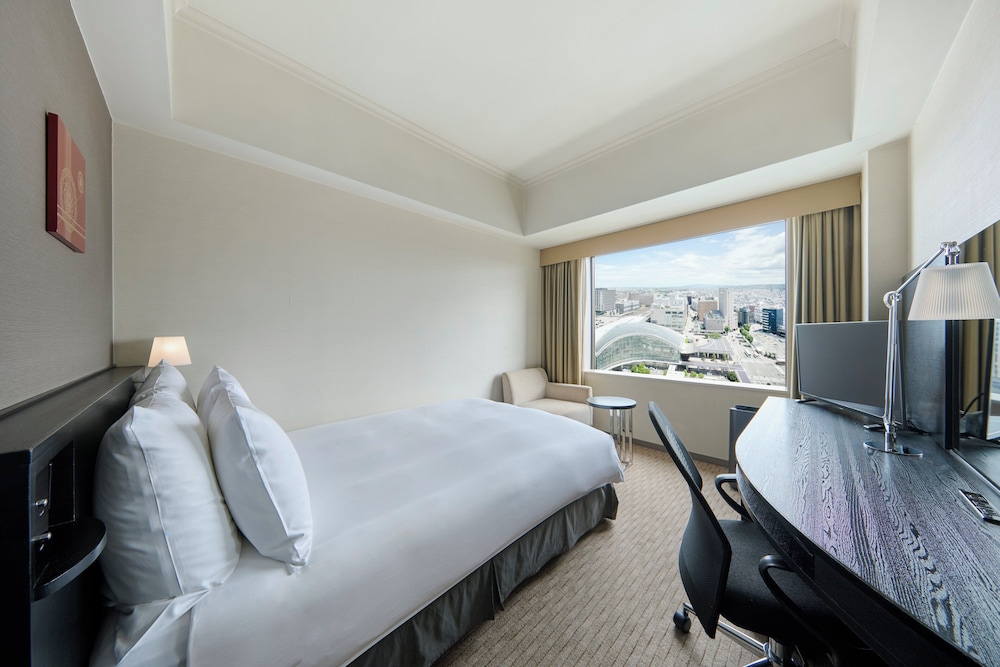 ANA クラウンプラザホテル金沢 IHG ホテル 小松