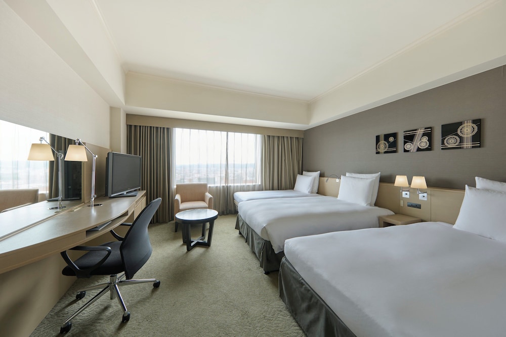 ANA クラウンプラザホテル金沢 IHG ホテル 小松