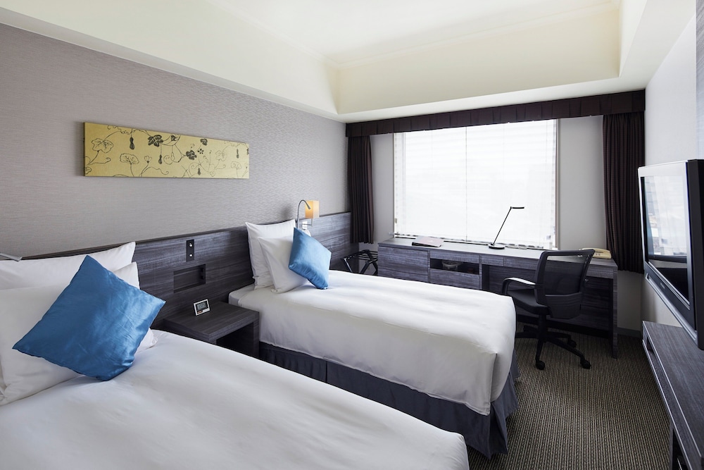 ANA クラウンプラザホテル金沢 IHG ホテル 小松