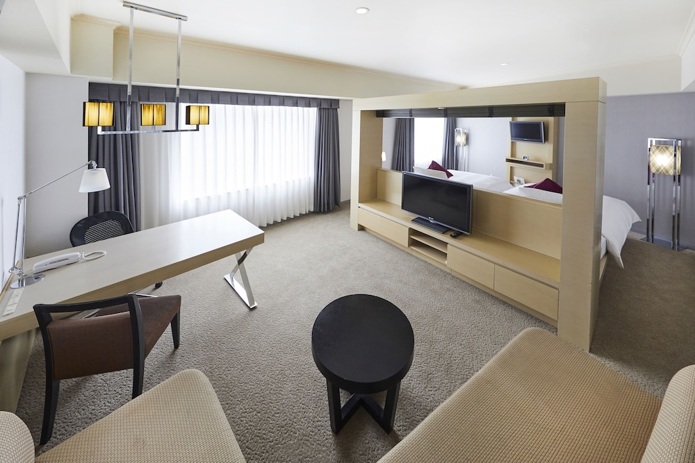 ANA クラウンプラザホテル金沢 IHG ホテル 小松