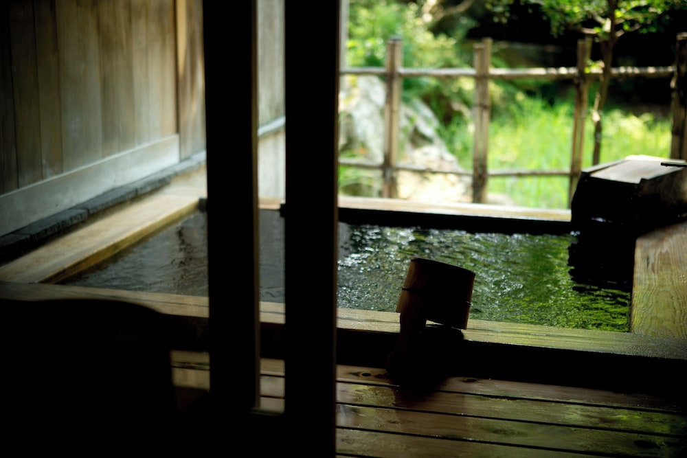 辰口温泉 まつさき 小松