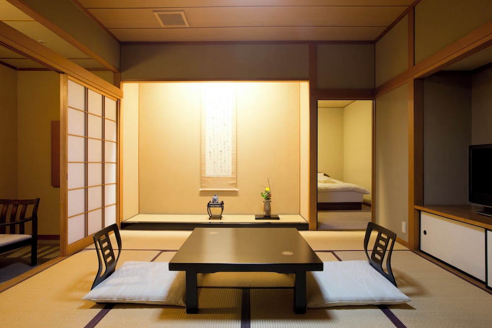 辰口温泉 まつさき 小松
