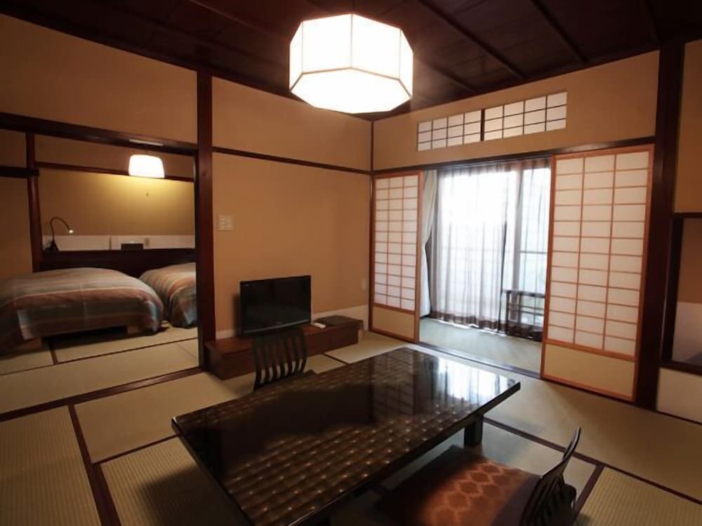 深谷温泉 元湯石屋 小松