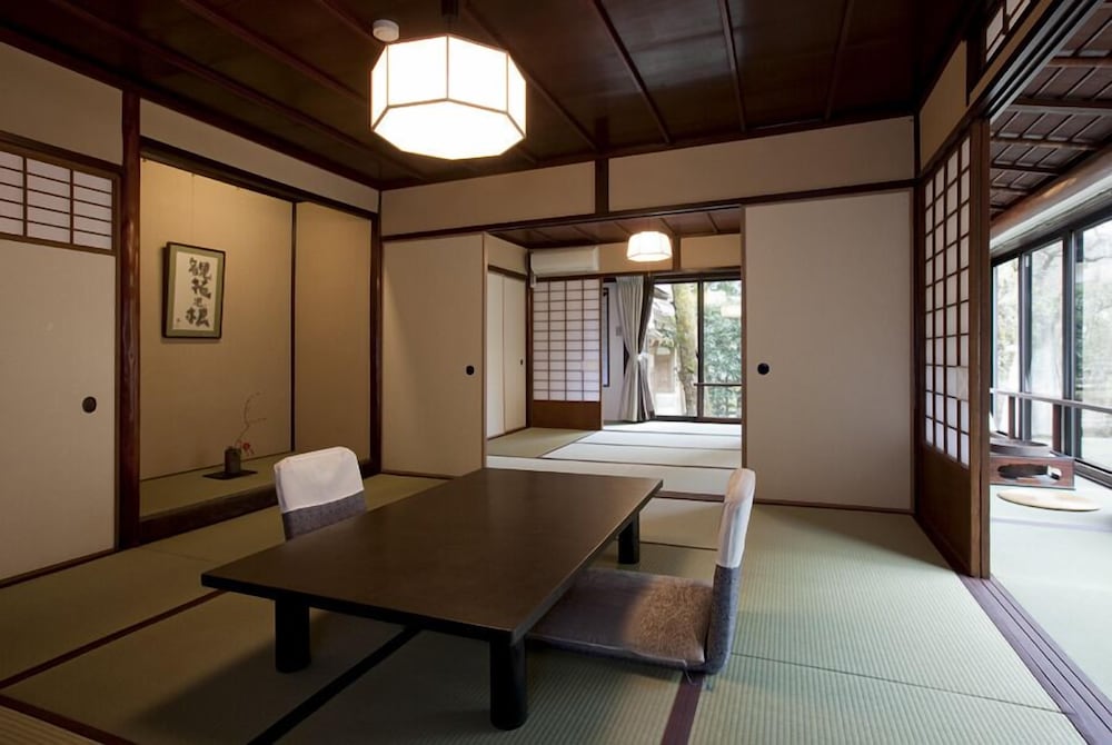 深谷温泉 元湯石屋 小松