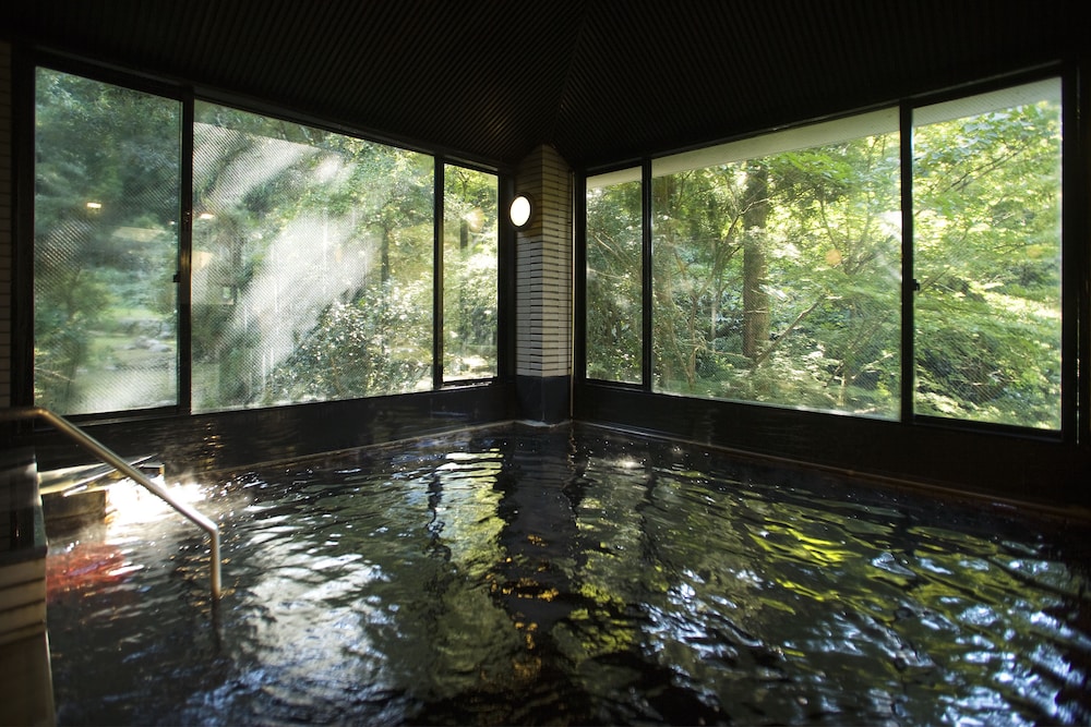深谷温泉 元湯石屋 小松
