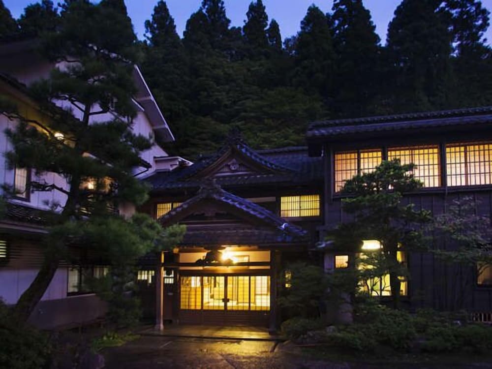 深谷温泉 元湯石屋 小松