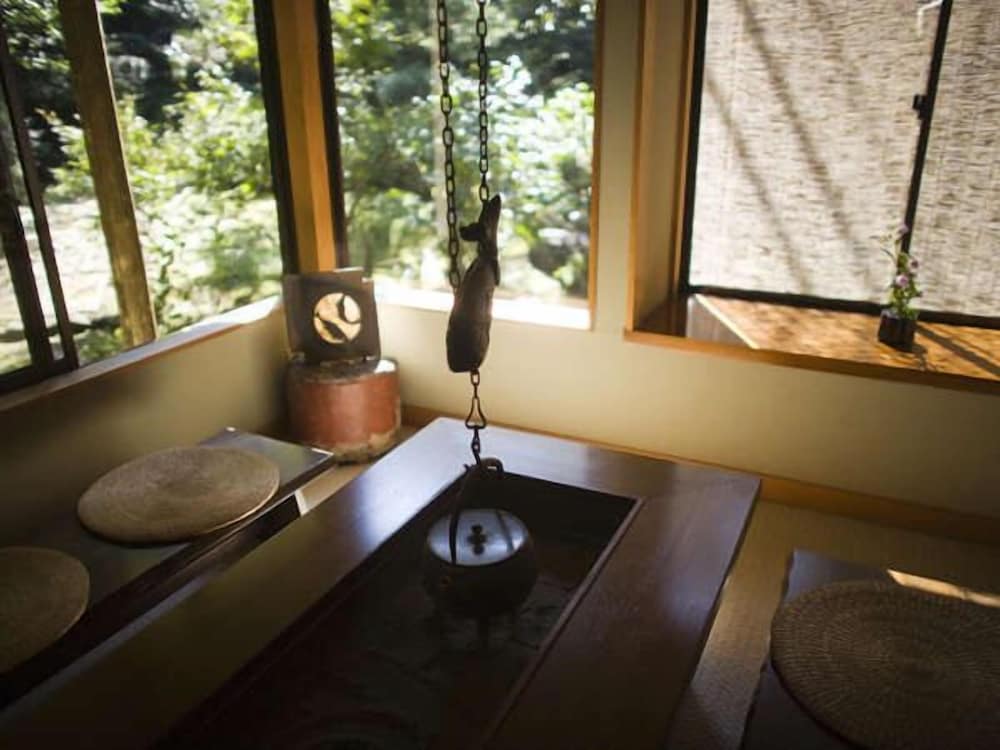 深谷温泉 元湯石屋 小松