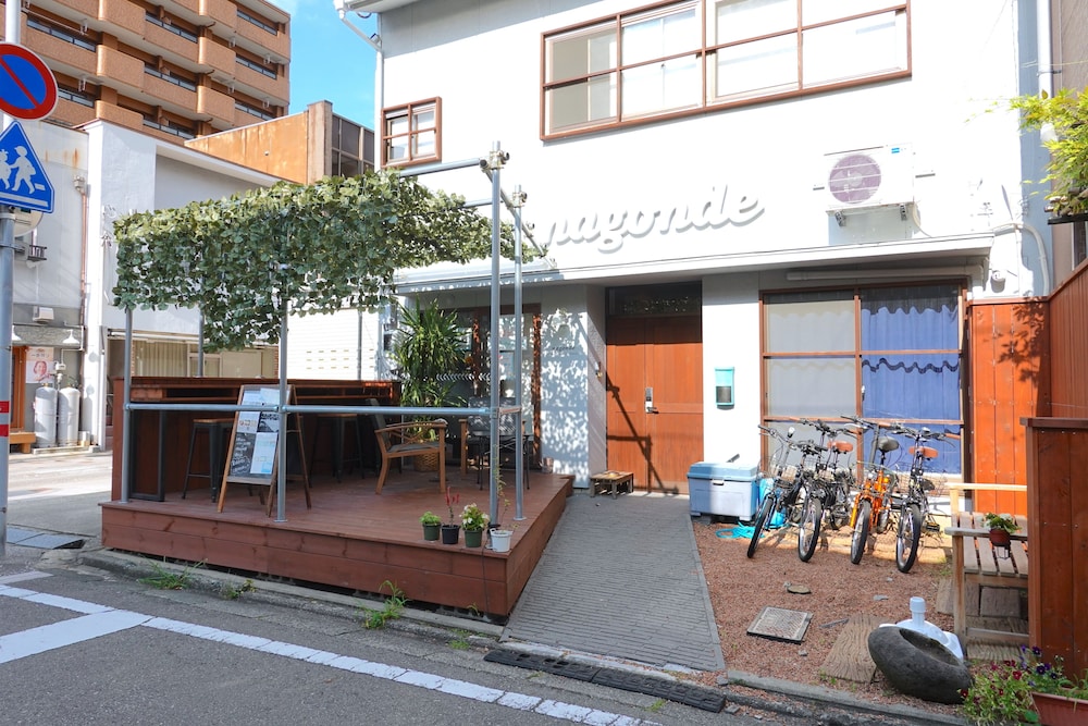 ゲストハウス 和んで 小松