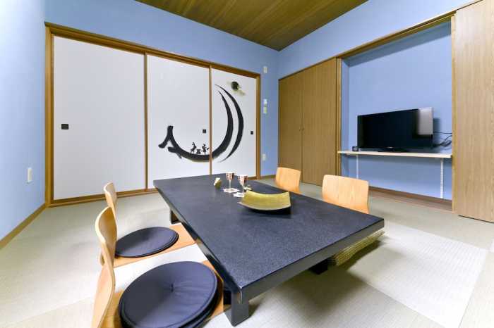 NISHICHAYAGAI MUU HOUSE HOTEL 小松