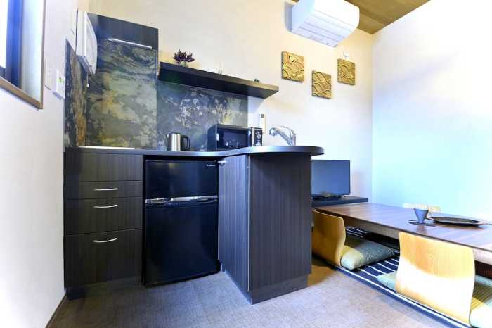 NISHICHAYAGAI MUU HOUSE HOTEL 小松