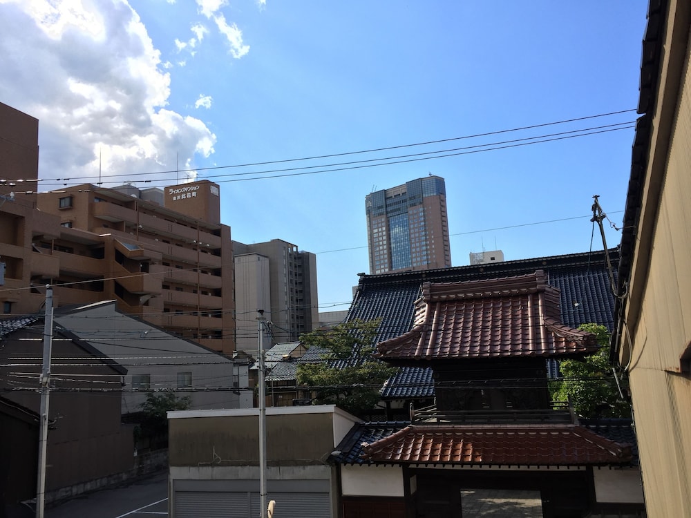 もものや 金沢 小松