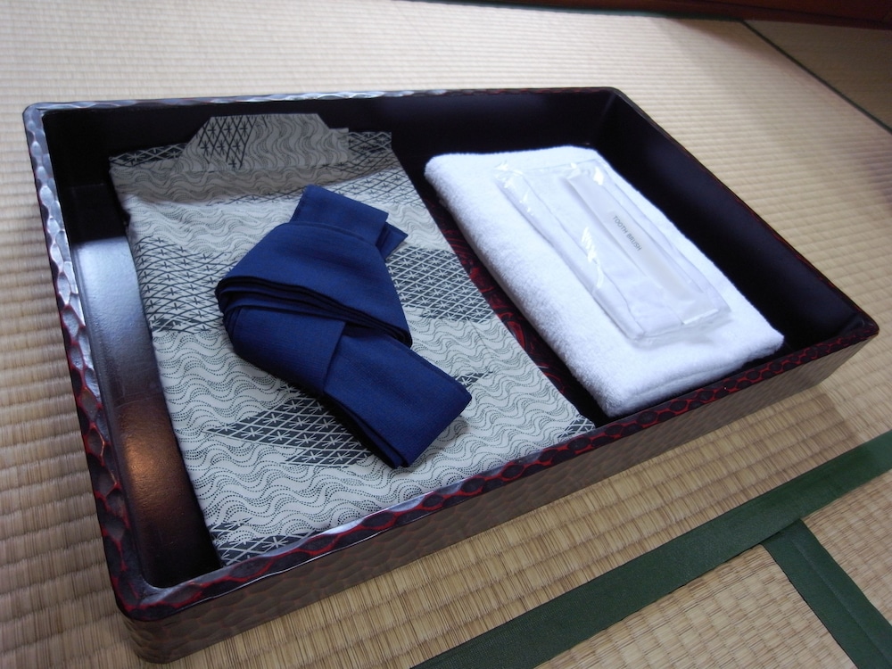 旅館やまむろ 小松