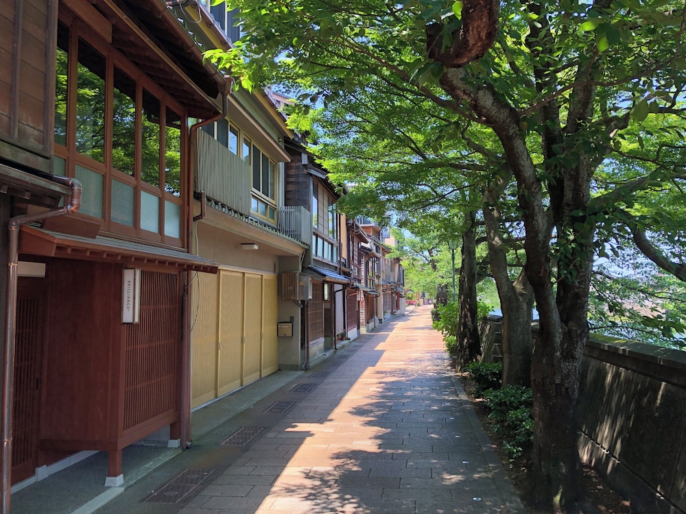 金沢ゲストハウス ステラ 小松