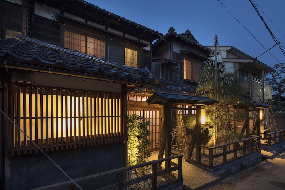 彦三町 銀の間 小松