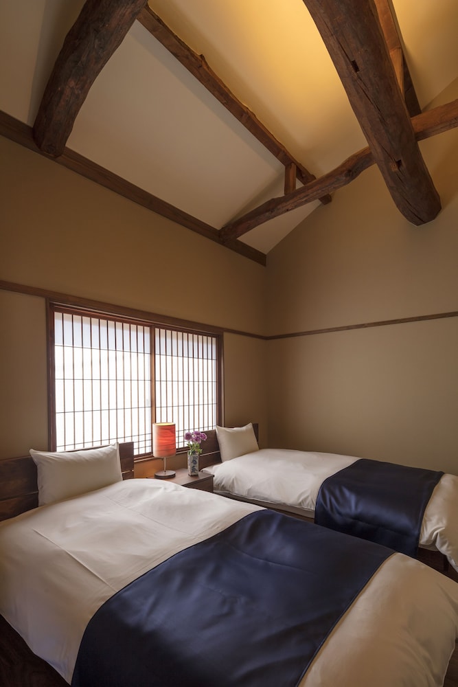 彦三町 銀の間 小松