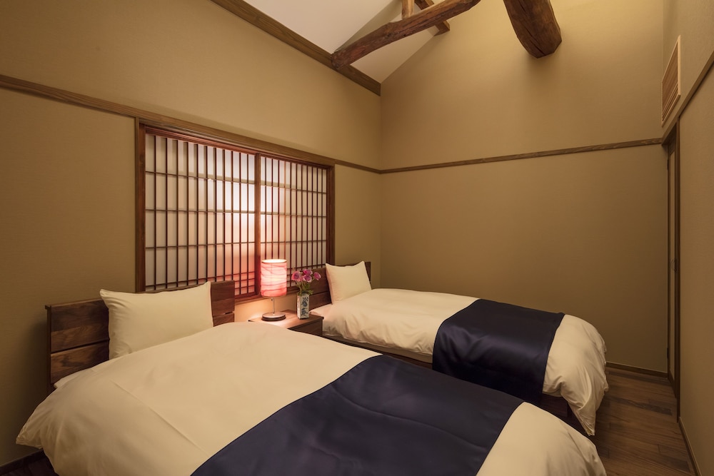 彦三町 銀の間 小松