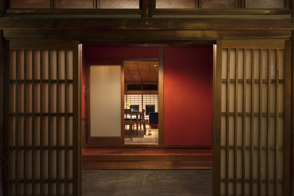 彦三町 金の間 小松