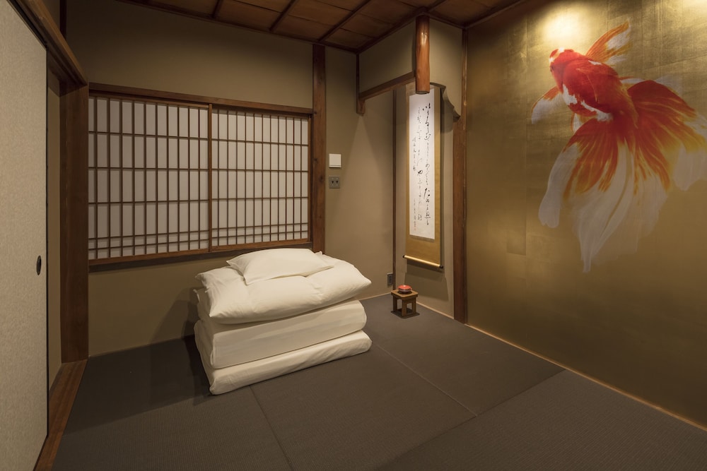 彦三町 金の間 小松