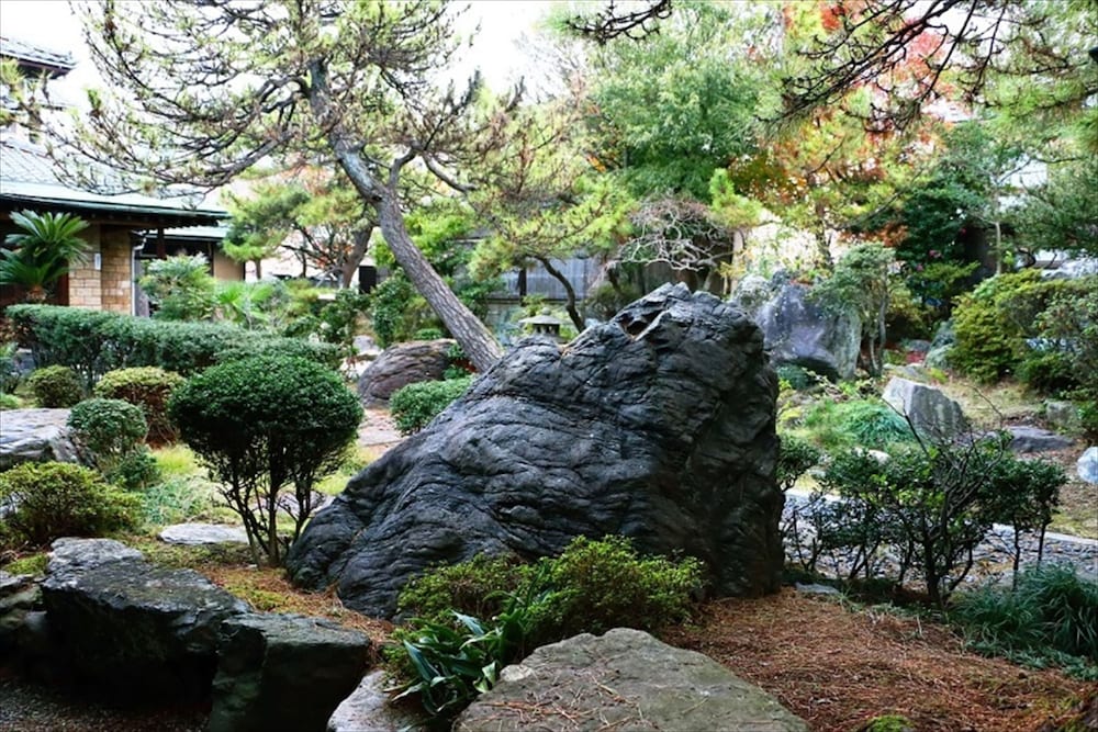 数寄屋風旅館からさわ 小松