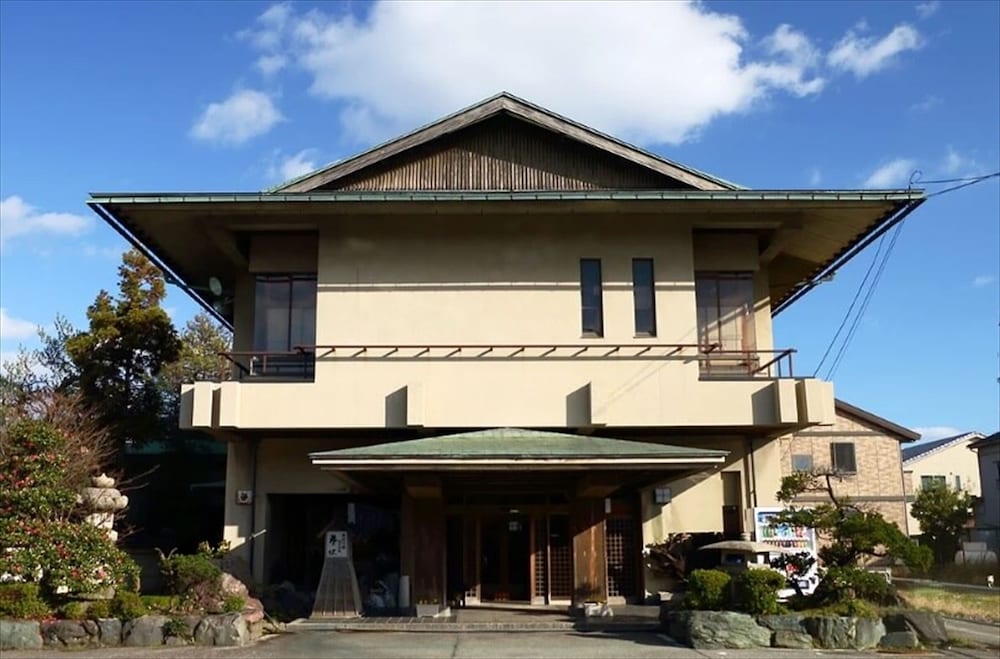 数寄屋風旅館からさわ 小松