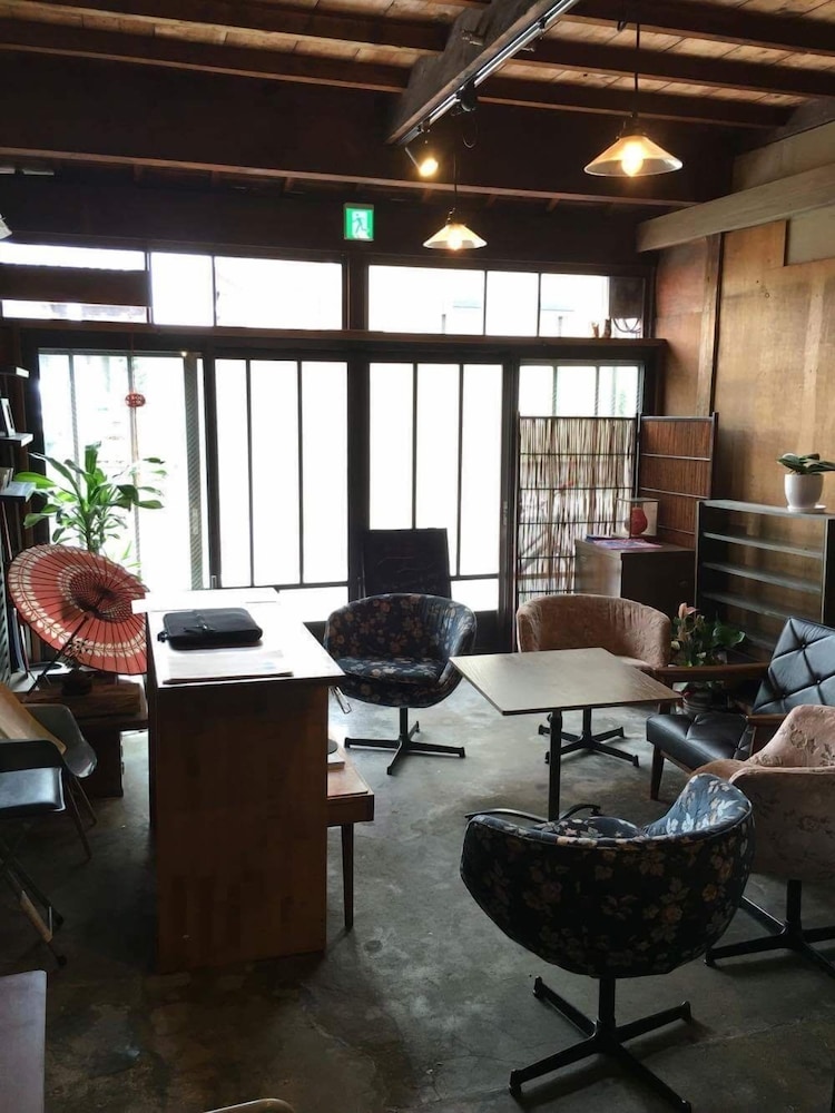 町家SALON&STAY 初華 UI-CA 小松