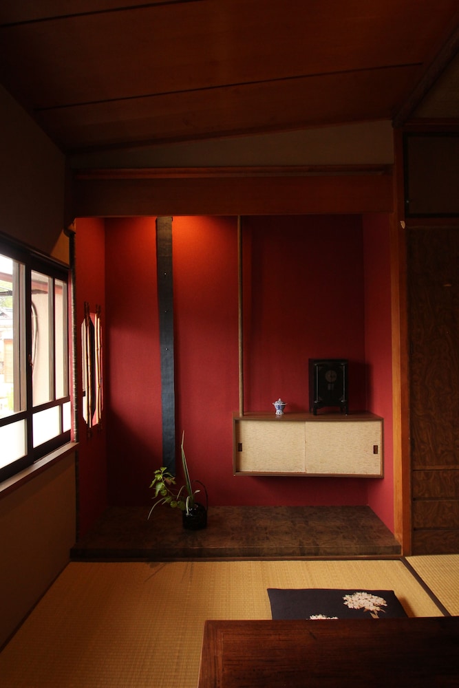 町家SALON&STAY 初華 UI-CA 小松