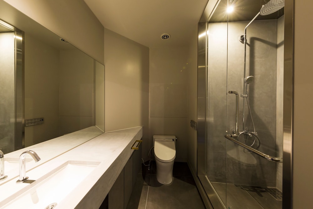 HATCHI 金沢 BY THE SHARE HOTELS 小松