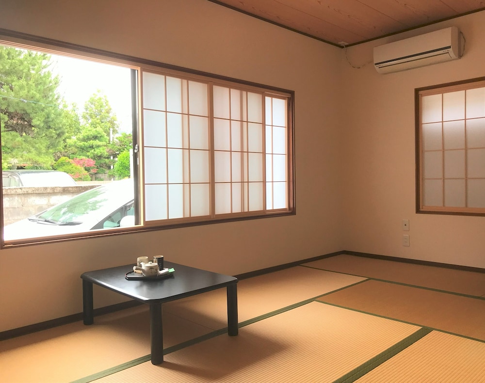 ゲストハウス ハクカ 小松