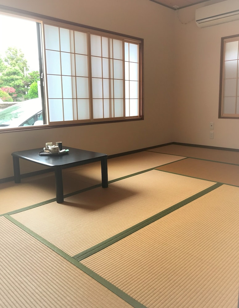 ゲストハウス ハクカ 小松
