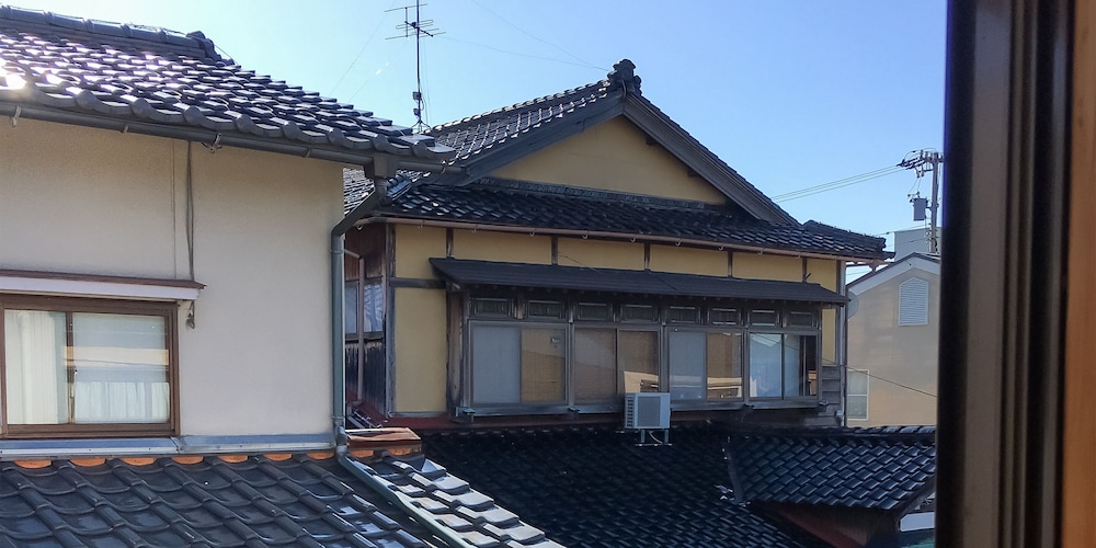 ゲストハウス ハクカ 小松