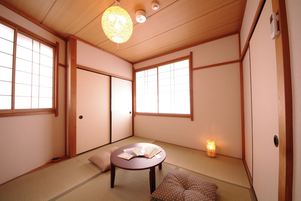 HOTEL APT PERSIMMON 小松