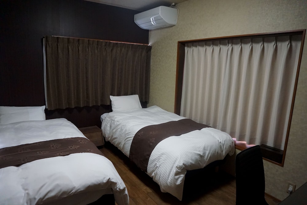 RESTAURANT & INN KANAZAWA ATSUSHI 小松