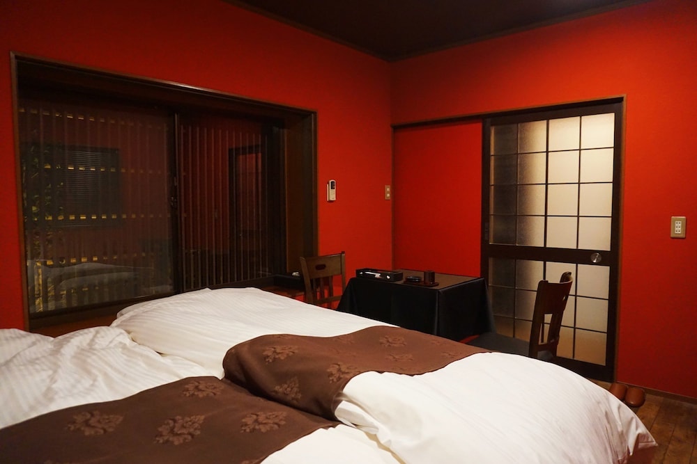 RESTAURANT & INN KANAZAWA ATSUSHI 小松