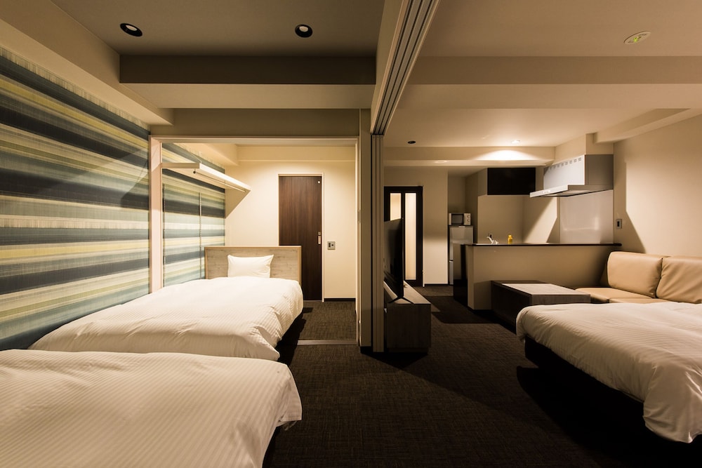 INOVA 金沢駅前ホテルSUITE 小松