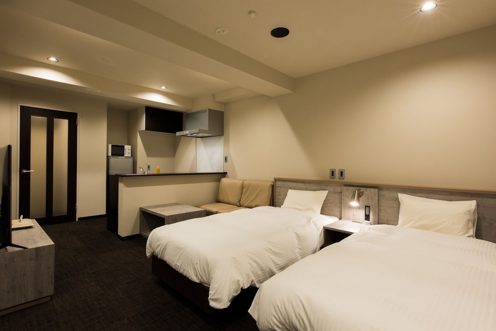 INOVA 金沢駅前ホテルSUITE 小松