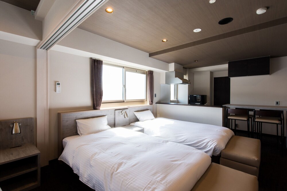 INOVA 金沢駅前ホテルSUITE 小松