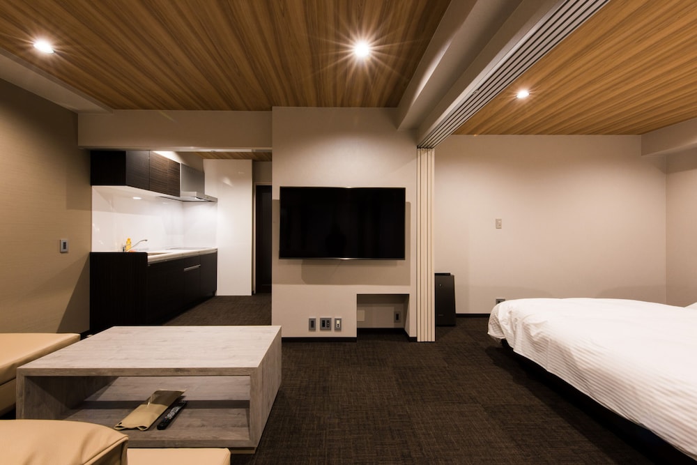 INOVA 金沢駅前ホテルSUITE 小松