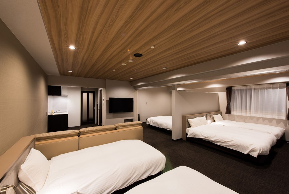 INOVA 金沢駅前ホテルSUITE 小松