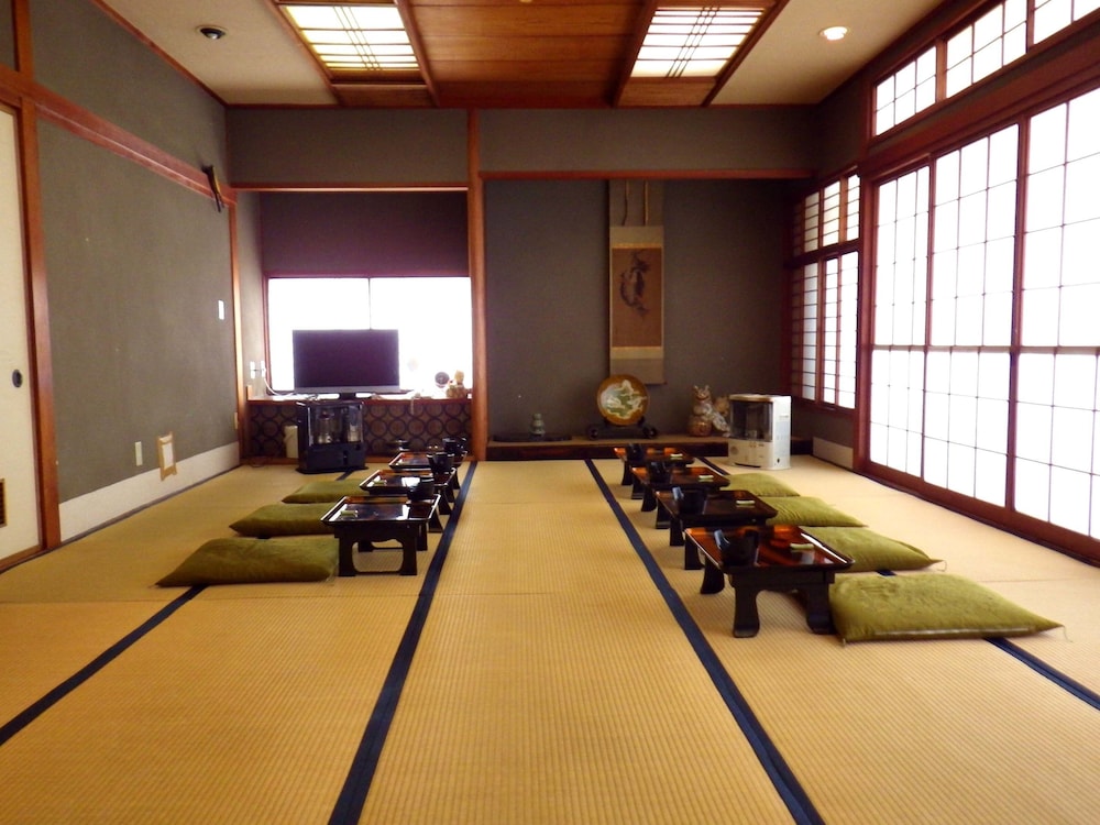 大くぼ旅館 小松