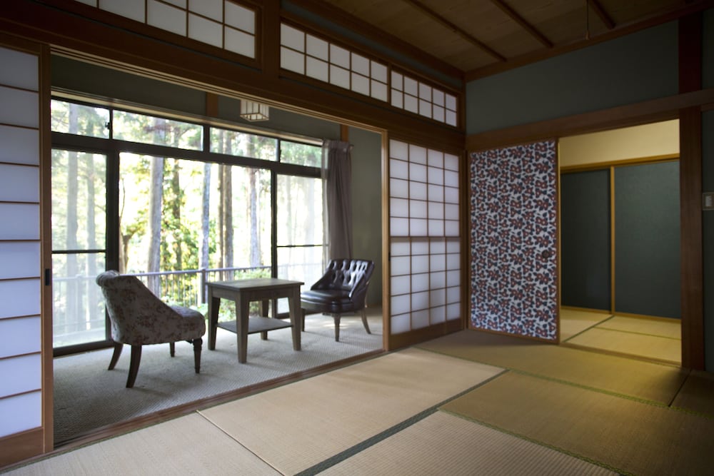 瀬々らぎの森 シャンブル・ドット エトワールエフェ 小松