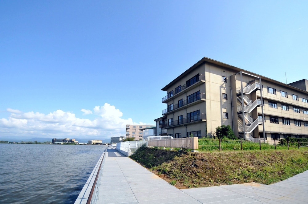 湖畔の宿 森本 小松