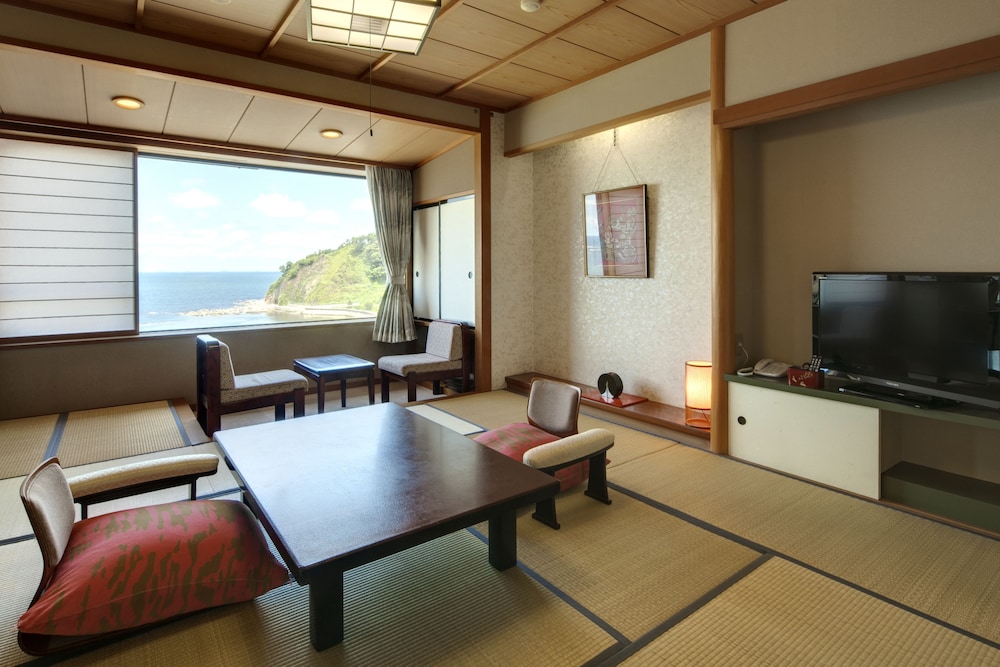 輪島温泉 八汐 小松