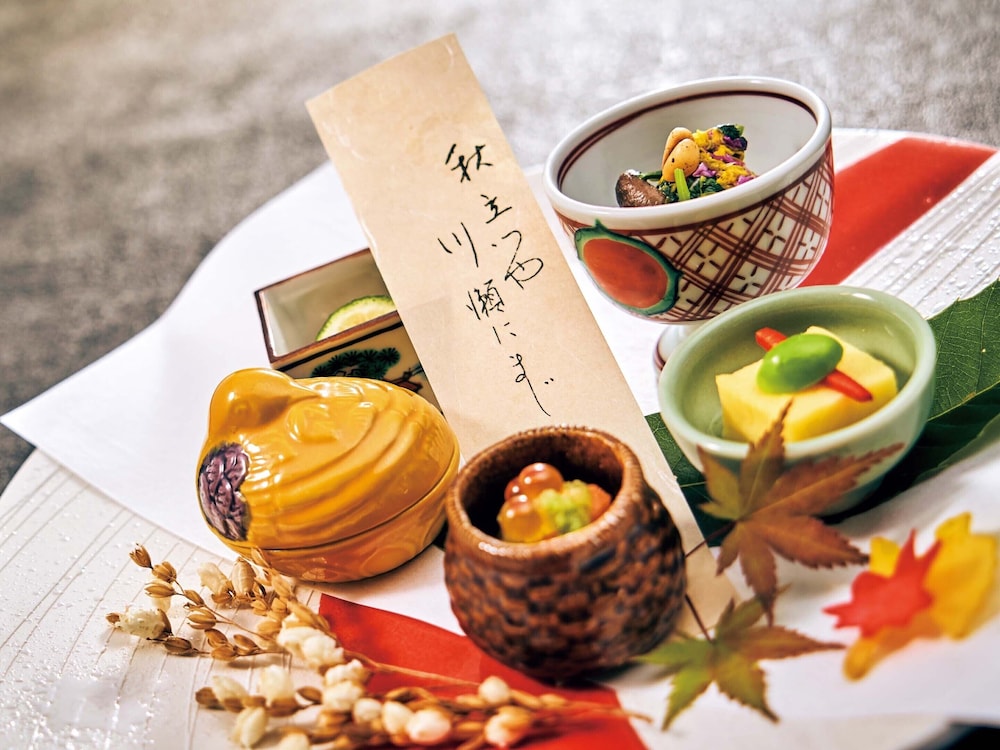 大江戸温泉物語わんわんリゾート 矢田屋松濤園 小松