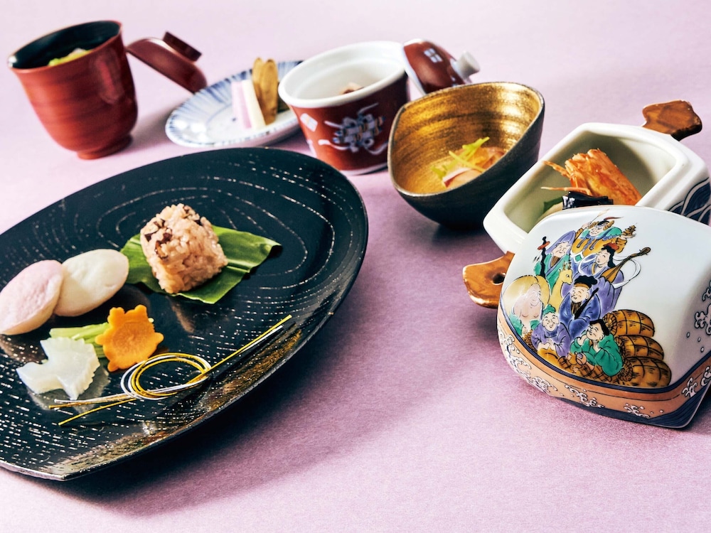 大江戸温泉物語わんわんリゾート 矢田屋松濤園 小松