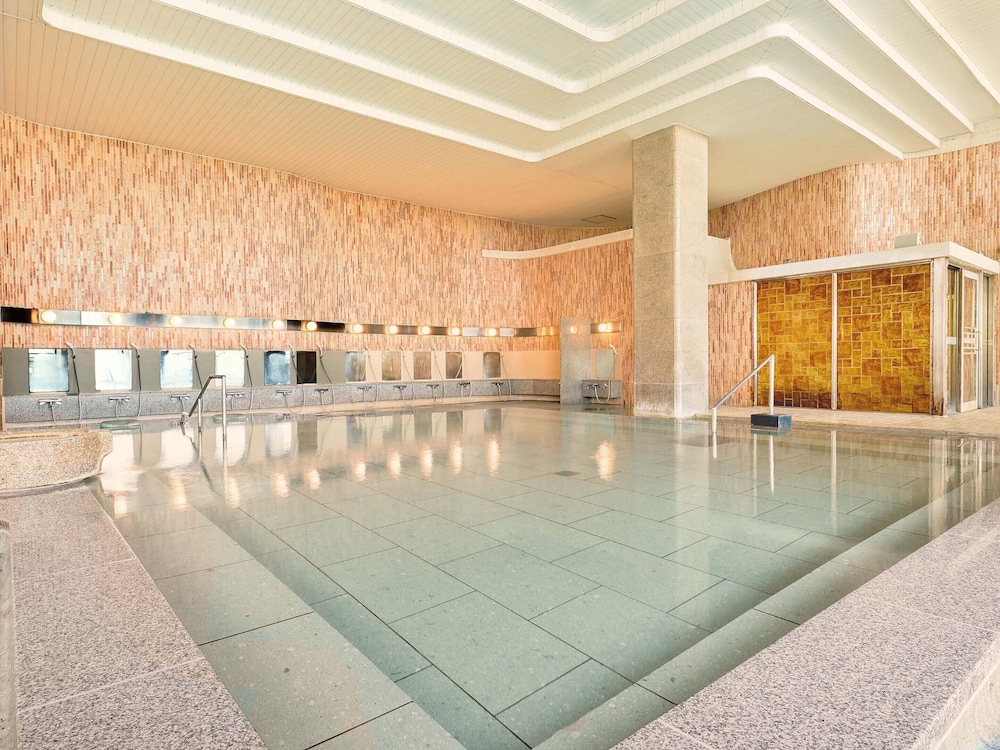 大江戸温泉物語わんわんリゾート 矢田屋松濤園 小松