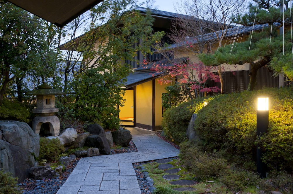 旅亭　萬葉 小松