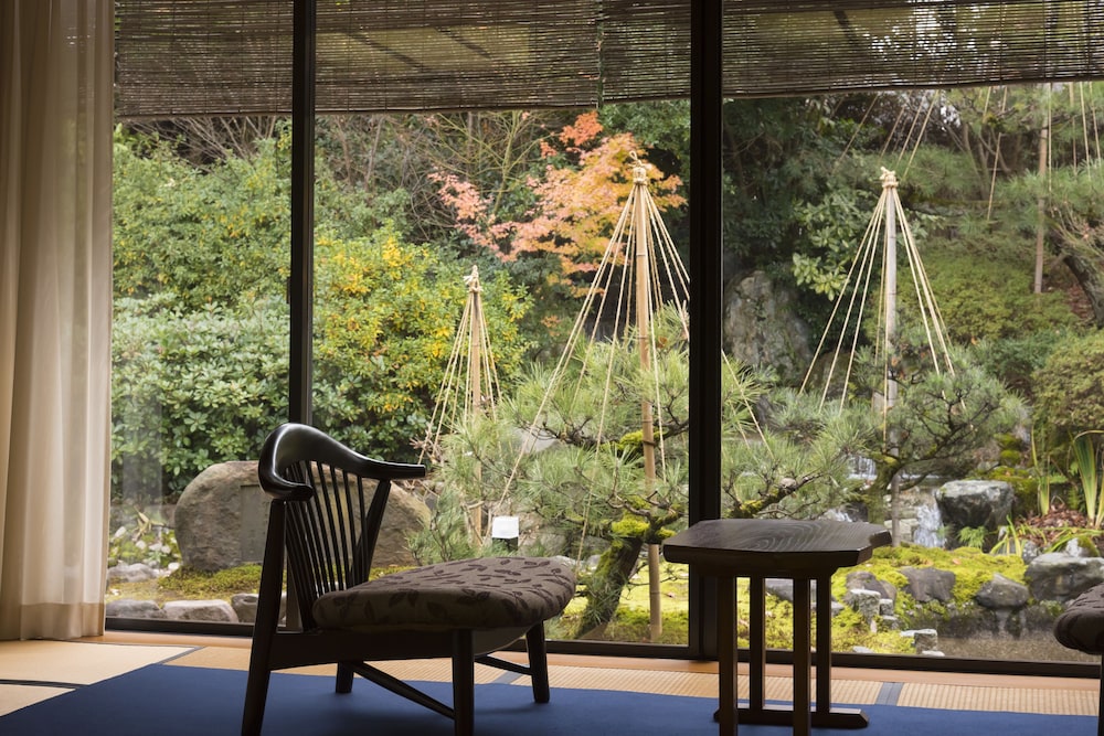 旅亭　萬葉 小松